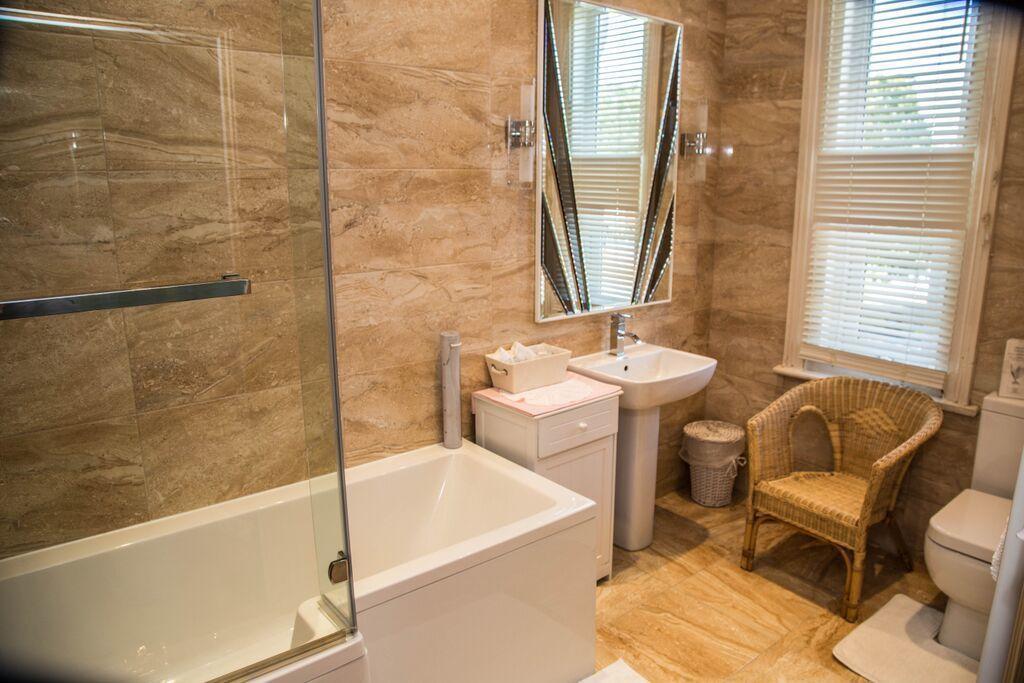 Cambridge Villa ウォリック エクステリア 写真